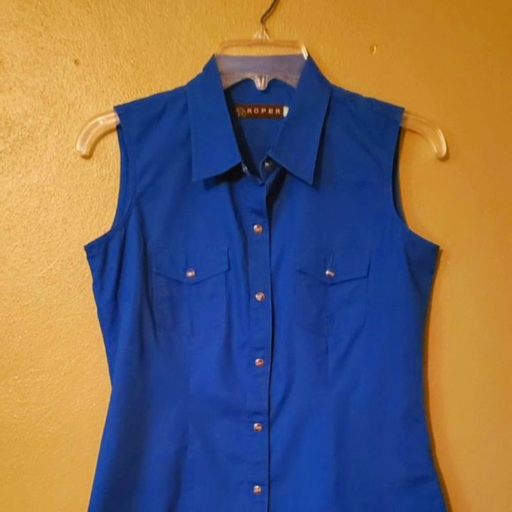 Royal blue Western style Roper sleeveless shirt